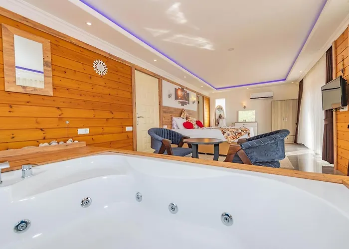 Gera - 1 Bedroom With Jacuzzi In Kalkan Villa *