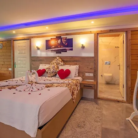 Gera - 1 Bedroom With Jacuzzi In Kalkan * קס